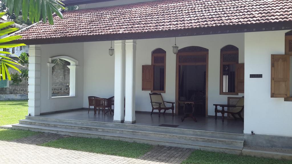 Villa Indrasiriya Ahangama Exterior photo