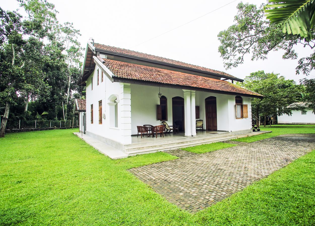 Villa Indrasiriya Ahangama Exterior photo